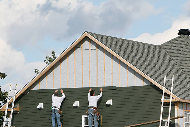 Professional Emergency Siding Repair technician working in Osteen, FL